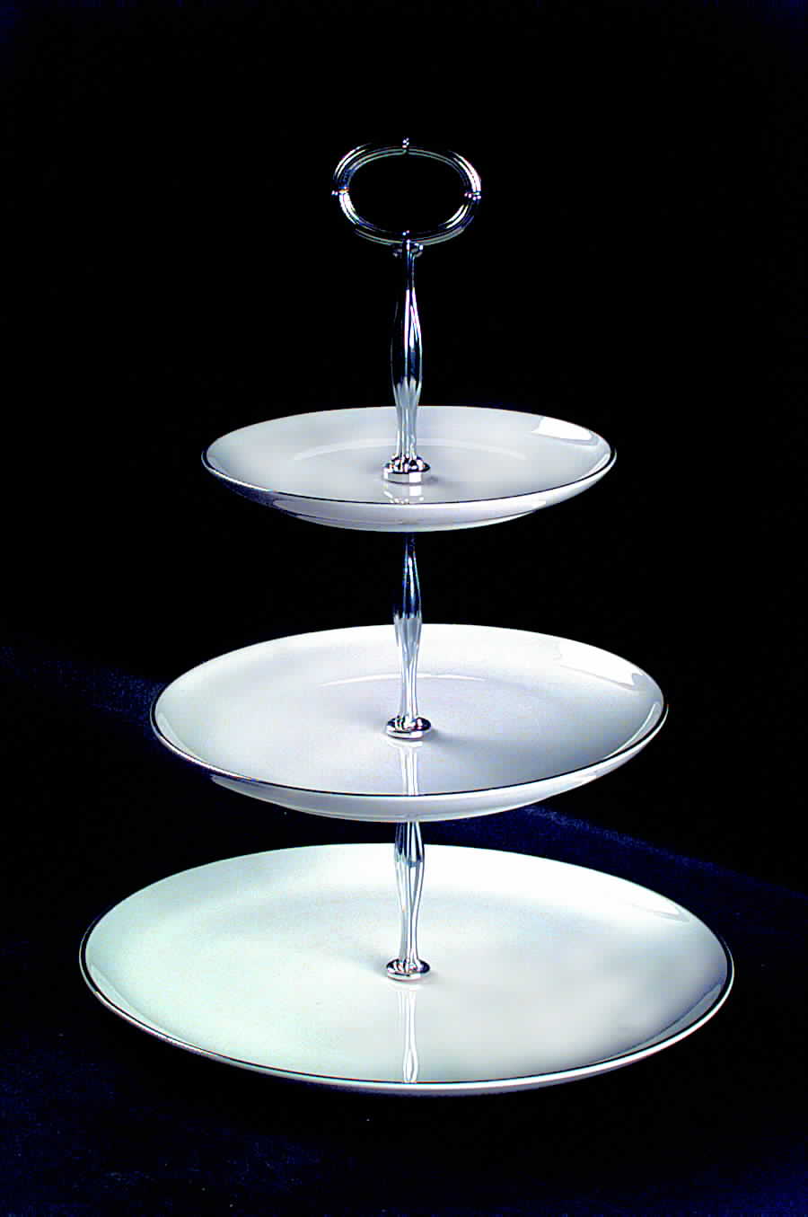 Chevy Chase 13 7/8"-14 1/4" 3-Tiered Serving Tray(DP,SP,BB) HC by Syracuse-1