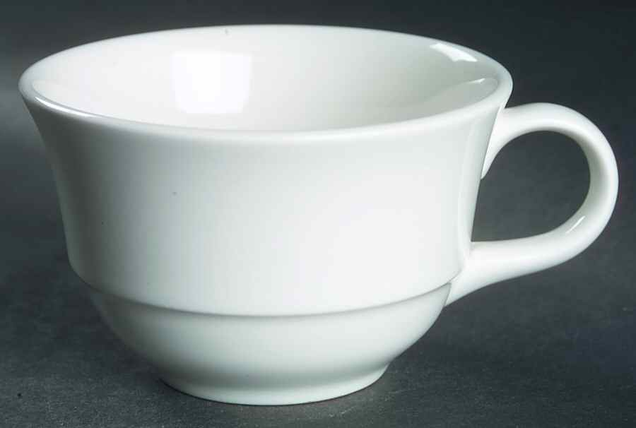 Clarion Footed Cup by Syracuse-1