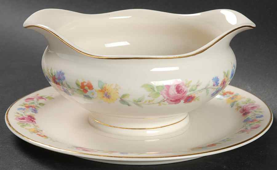 Cliftondale Gravy Boat with Attached Underplate by Syracuse-1