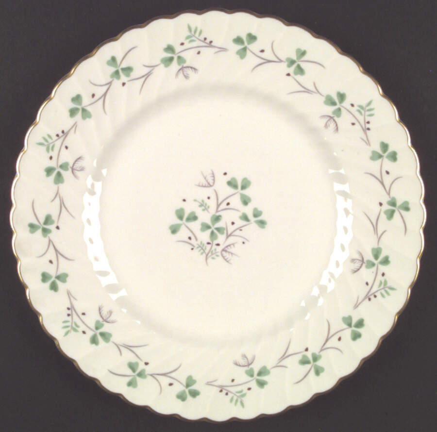 Clover Dinner Plate by Syracuse-1