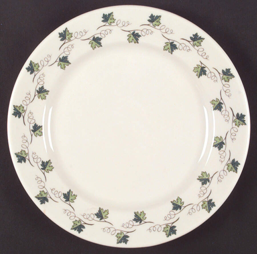 Concord Green Dinner Plate by Syracuse-1