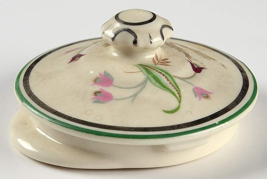 Coralbel (Virginia Shape, Platinum Trim) Lid for Teapot by Syracuse-1