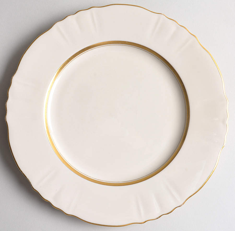 Cornwall Large Dinner Plate by Syracuse-1