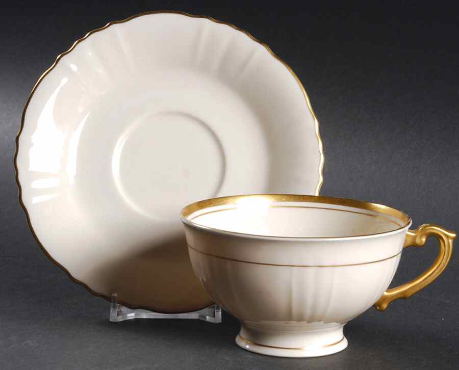 Cornwall Footed Cup & Saucer Set by Syracuse-1