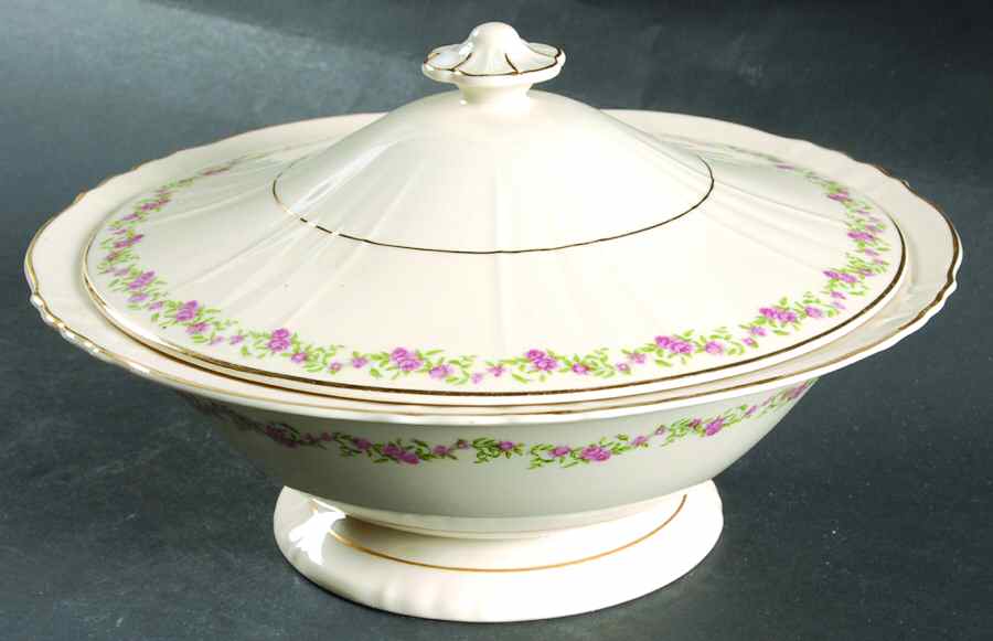 Cynthia Round Covered Vegetable by Syracuse-1