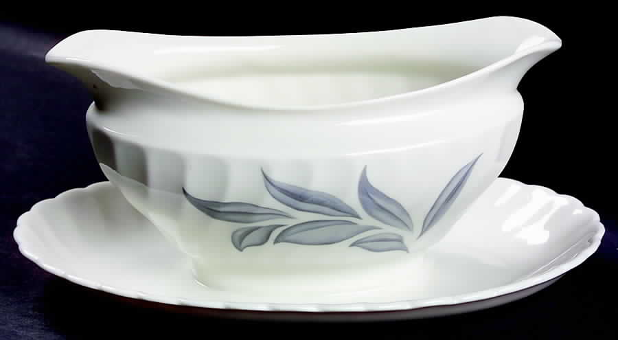 Dawn (Berkeley, No Trim) Gravy Boat with Attached Underplate by Syracuse-1