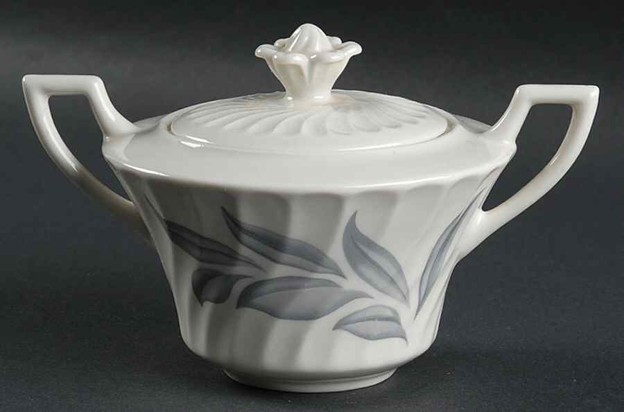 Dawn (Berkeley, No Trim) Sugar Bowl & Lid by Syracuse-1