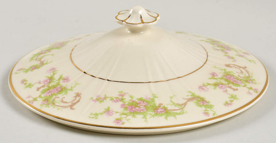 Dearborn Lid for Round Vegetable by Syracuse-1