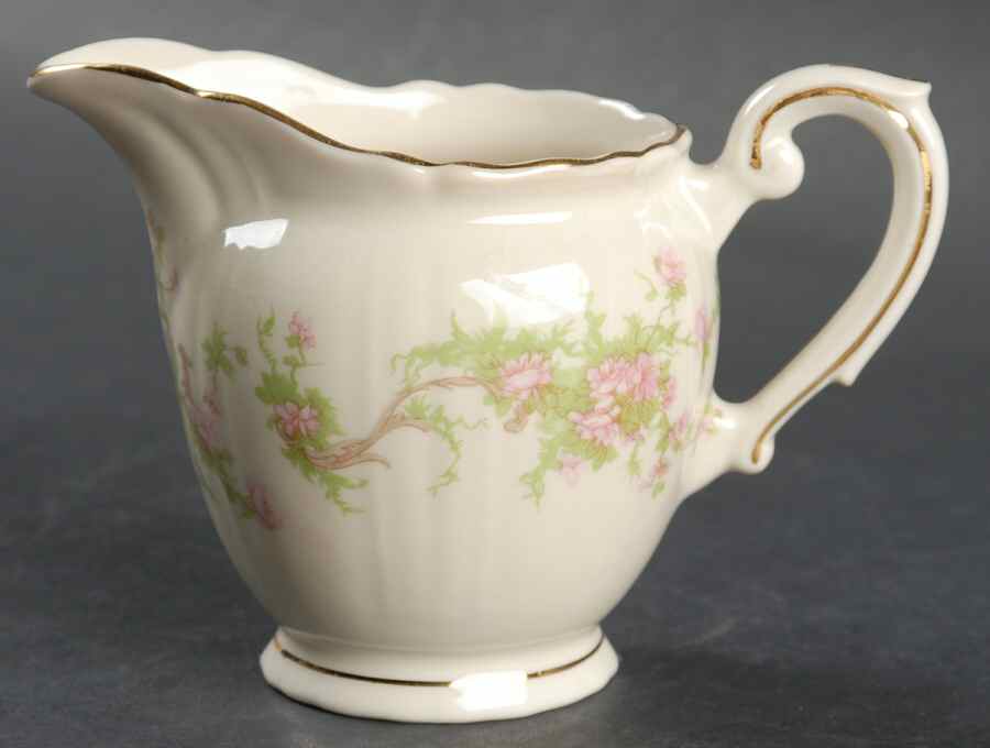 Dearborn Creamer by Syracuse-1