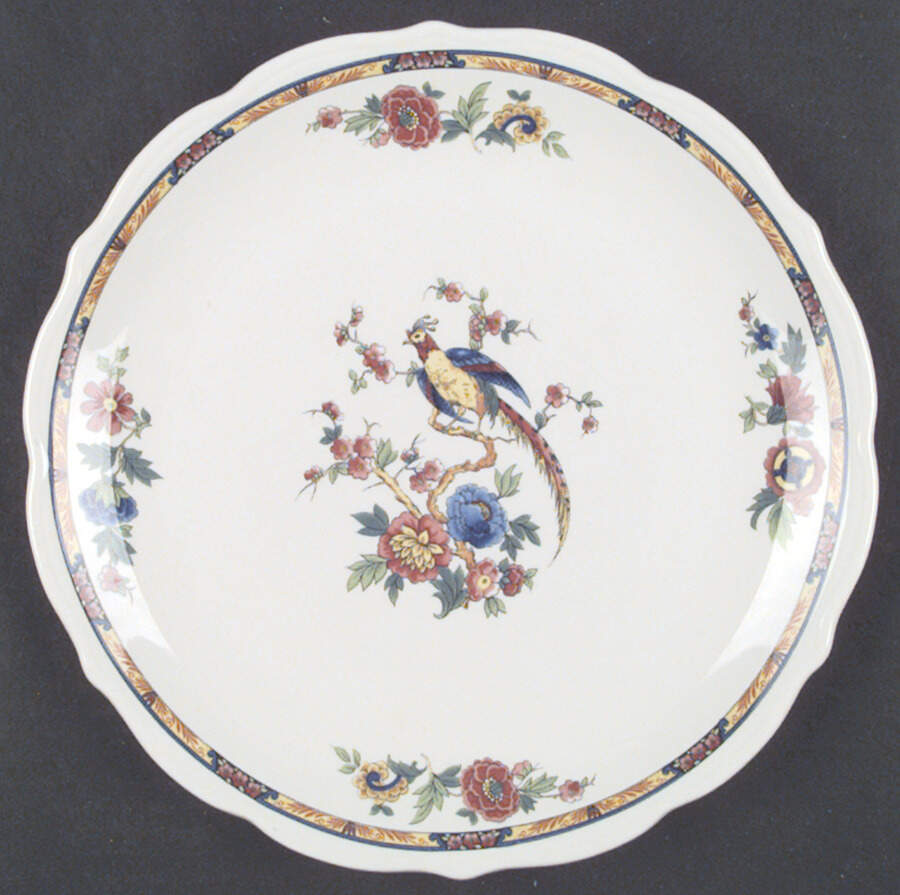 Dewitt Clinton (Pilgrim) Coupe Dinner Plate by Syracuse-1