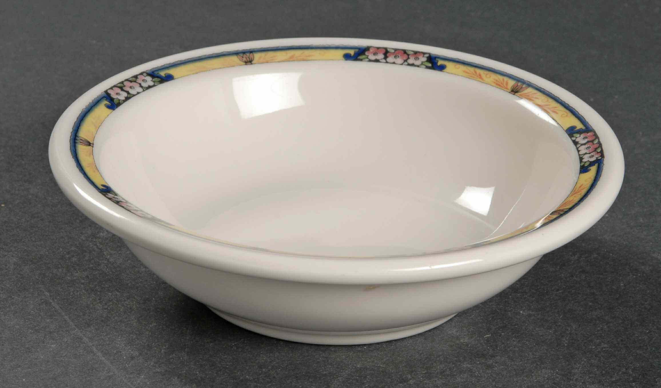 Dewitt Clinton (Pilgrim) Fruit/Dessert (Sauce) Bowl by Syracuse-1