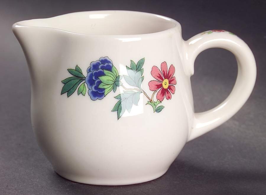Dewitt Clinton (Pilgrim) Mini Creamer by Syracuse-1