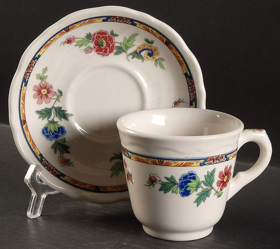 Dewitt Clinton (Pilgrim) Flat Cup & Saucer Set by Syracuse-1