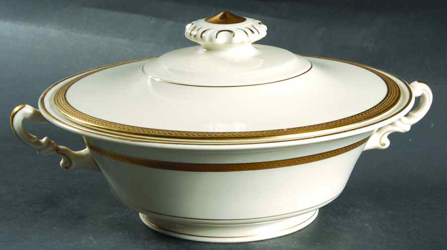 Diane (No Color Band) Round Covered Vegetable by Syracuse-1