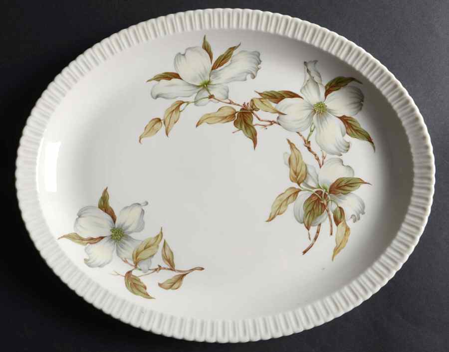 Dogwood (Shelledge, No Trim) 13" Oval Serving Platter by Syracuse-1