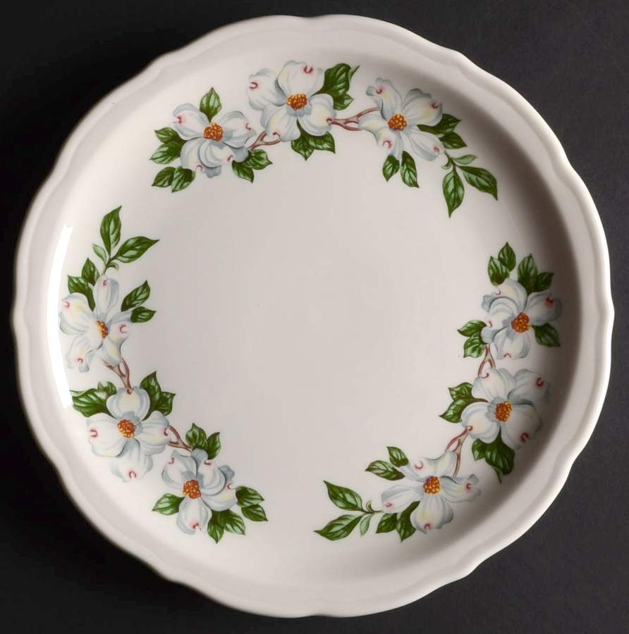 Dogwood (Restaurant, Scalloped, No Trim) Coupe Luncheon Plate by Syracuse-1