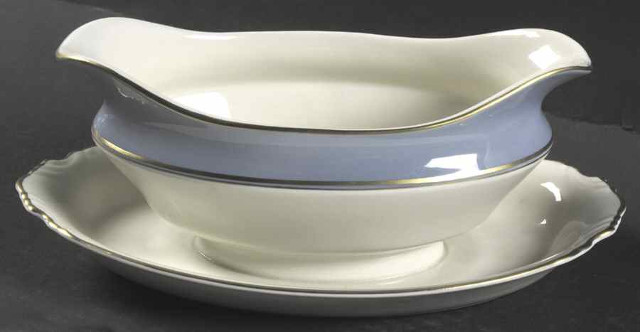 Edmonton Gravy Boat with Attached Underplate by Syracuse-1