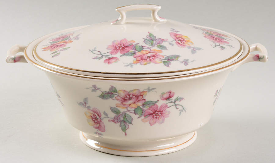 Elberta Round Covered Vegetable by Syracuse-1