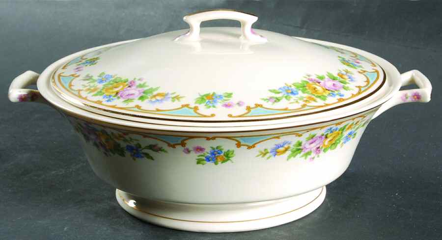 Ensley Blue Round Covered Vegetable by Syracuse-1