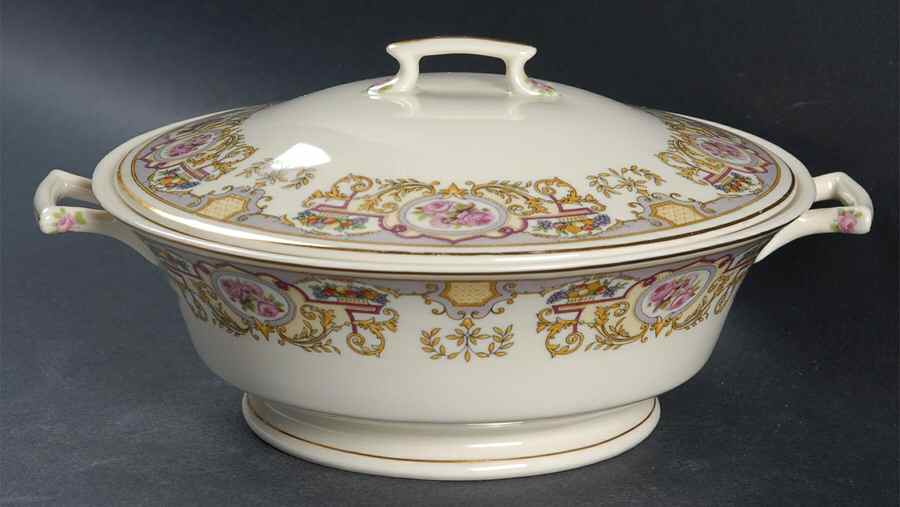 Fairburn Round Covered Vegetable by Syracuse-1