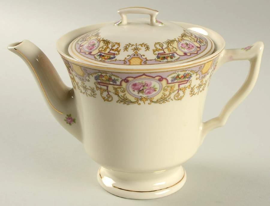 Fairburn Teapot & Lid by Syracuse-1