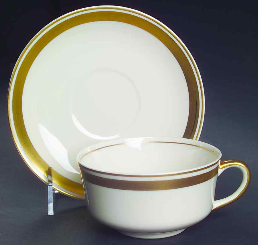 Fairfax (Solid Band) Flat Cup & Saucer Set by Syracuse-1