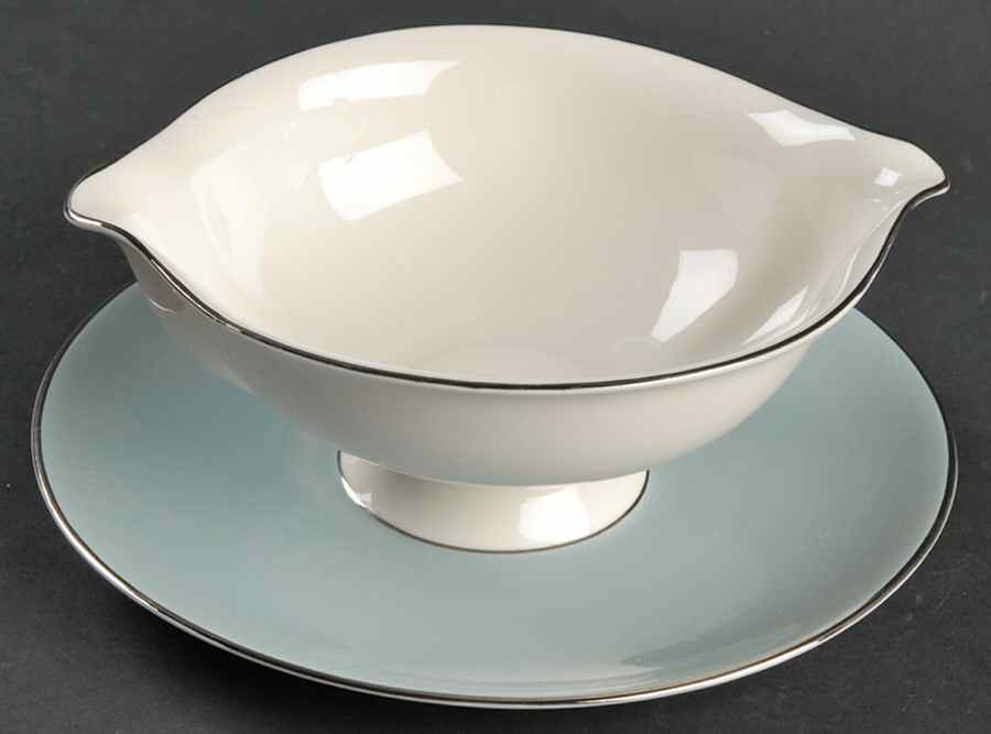 Fascination Round Gravy Boat/Attached Underplate by Syracuse-1