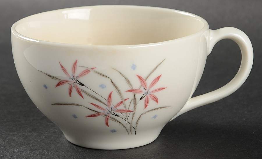 Flame Lily Flat Cup by Syracuse-1