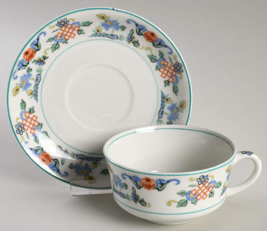 Fusan Oversized Cup & Saucer Set by Syracuse-1