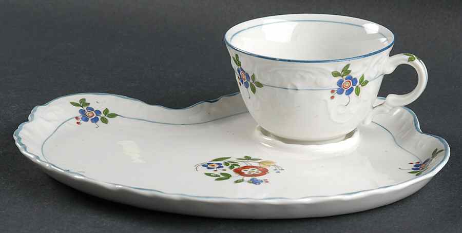 Gardena (Blue Trim) Snack Plate & Cup Set by Syracuse-1