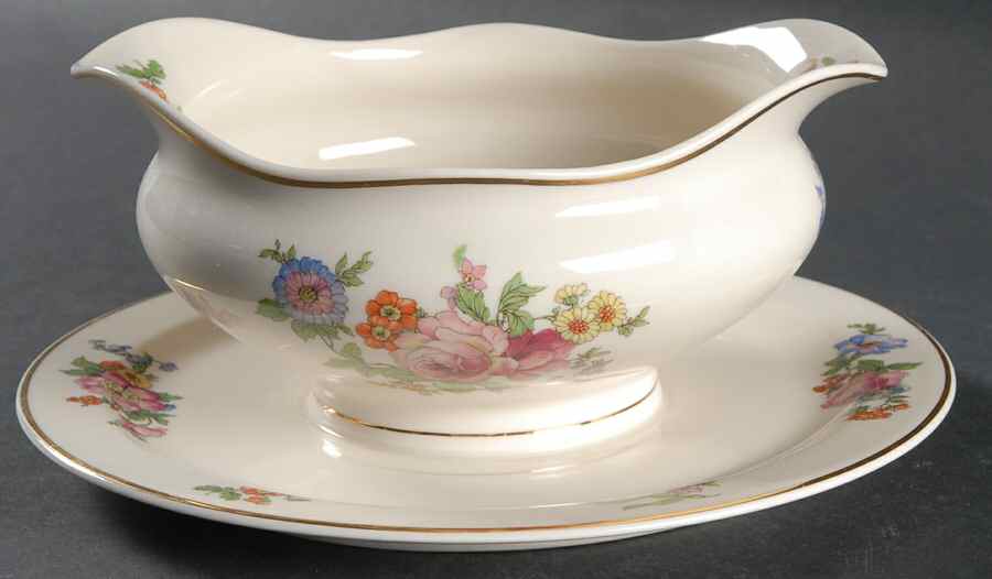 Glenwood Gravy Boat with Attached Underplate by Syracuse-1