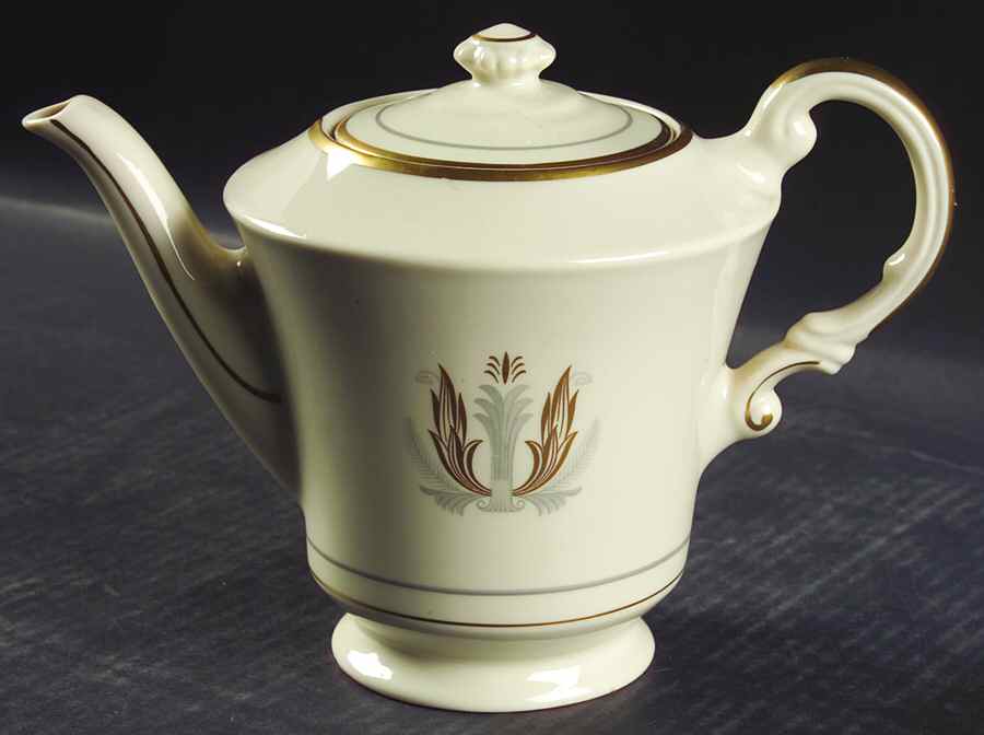 Governor Clinton Teapot & Lid by Syracuse-1