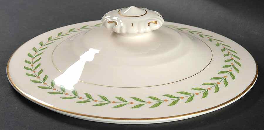 Greenwood Lid for Round Vegetable by Syracuse-1
