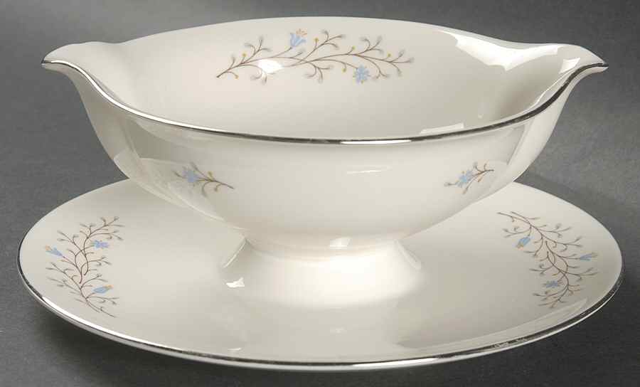 Inspiration Gravy Boat with Attached Underplate by Syracuse-1