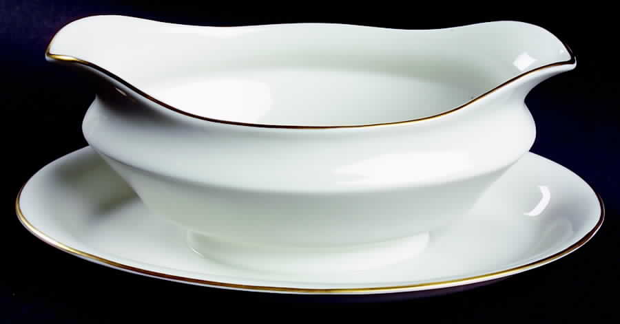 Jamestown Gravy Boat with Attached Underplate by Syracuse-1