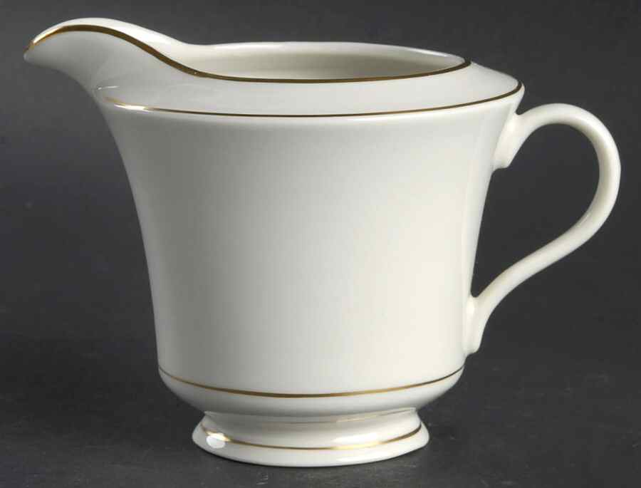 Jamestown Creamer by Syracuse-1