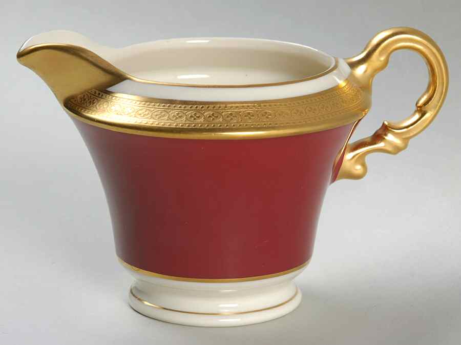 King Arthur Creamer by Syracuse-1