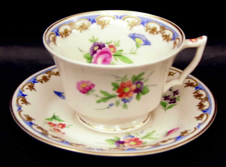 Lady Louise Footed Cup & Saucer Set by Syracuse-1
