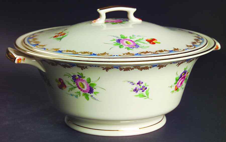 Lady Louise Round Covered Vegetable by Syracuse-1