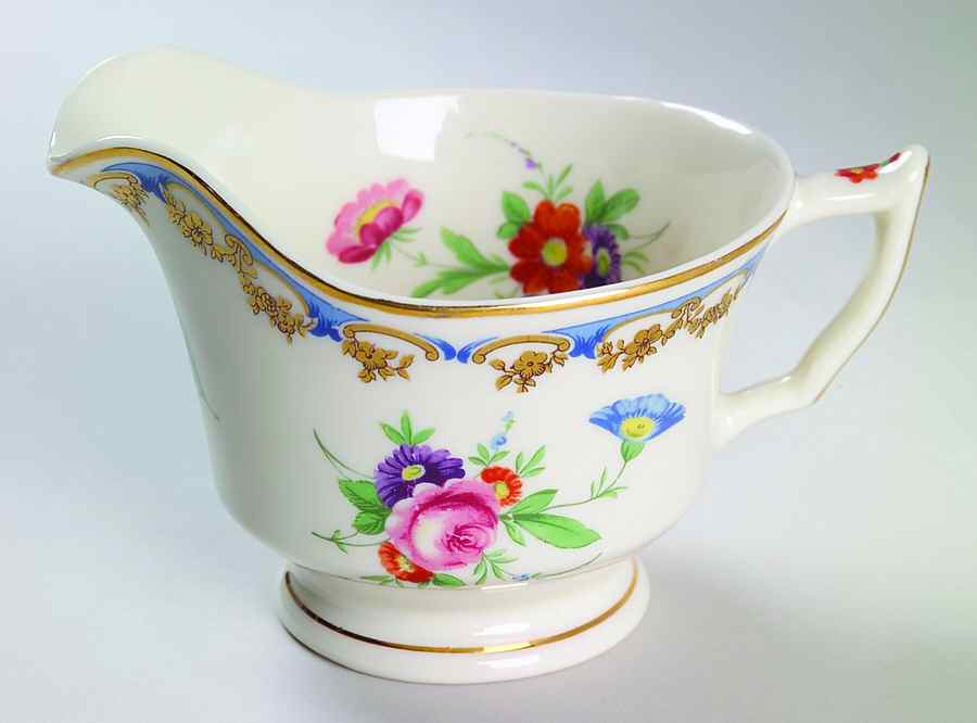 Lady Louise Creamer by Syracuse-1