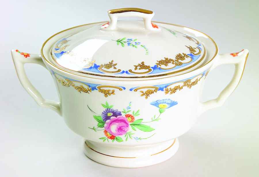 Lady Louise Sugar Bowl & Lid by Syracuse-1