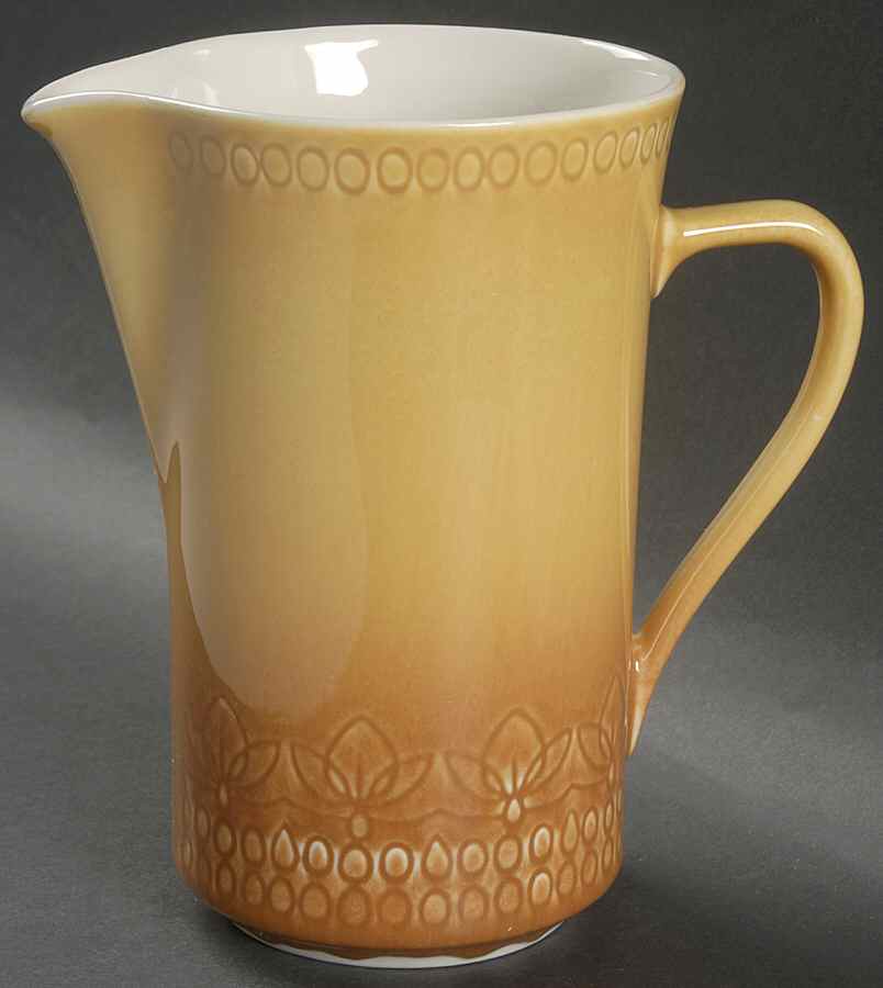 Largo 32 Oz Pitcher by Syracuse-1