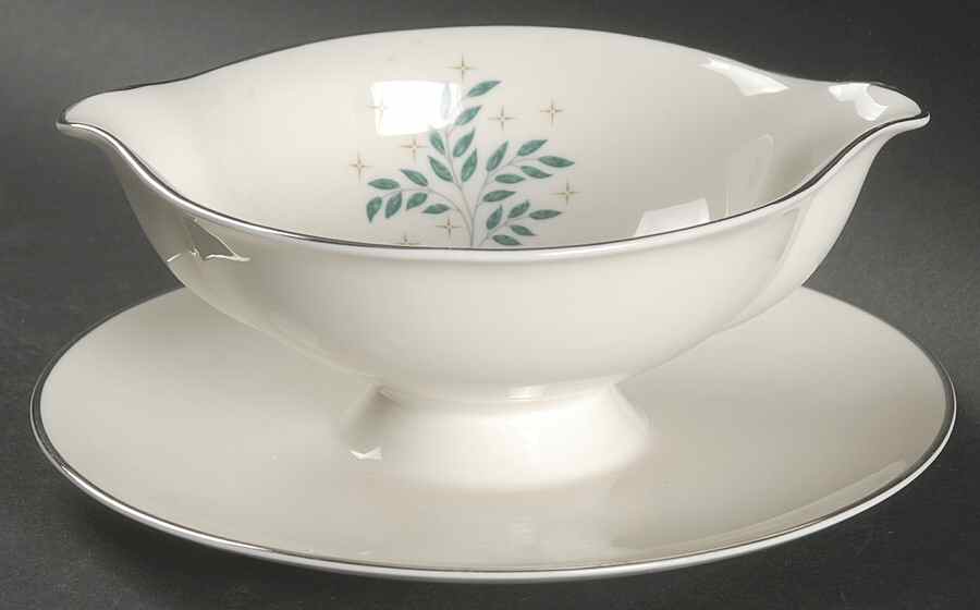 Lyric Gravy Boat with Attached Underplate by Syracuse-1