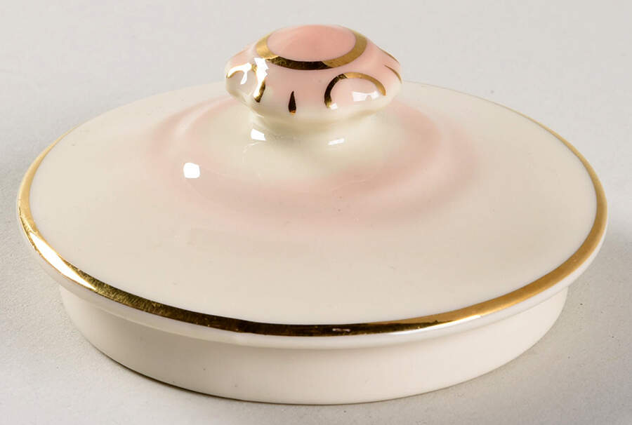 Madam Butterfly Lid for Teapot by Syracuse-1