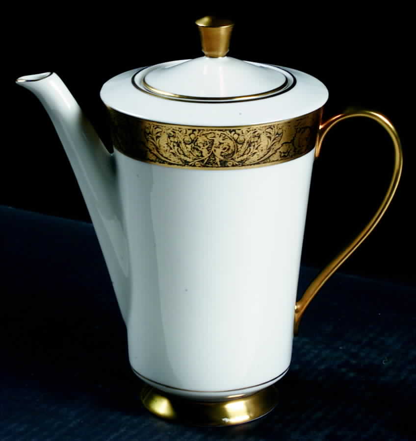 Medici Coffee Pot & Lid by Syracuse-1