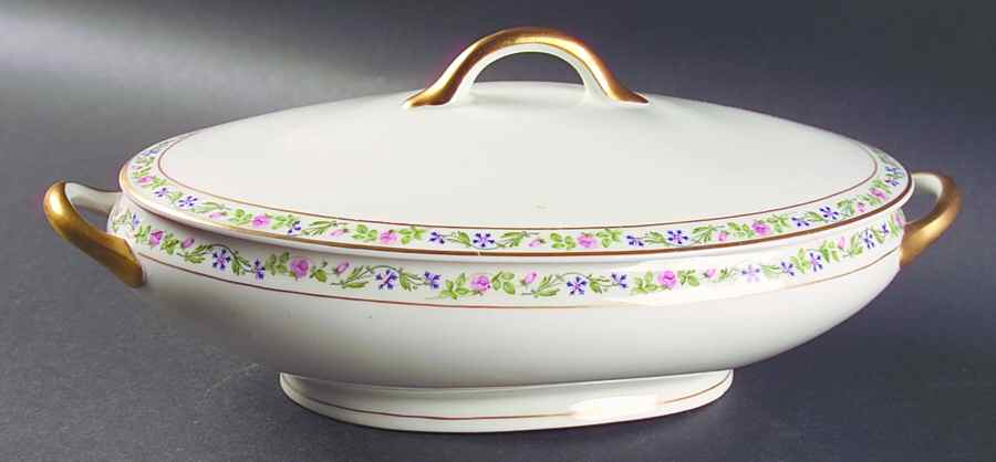 Melrose Oval Covered Vegetable by Syracuse-1