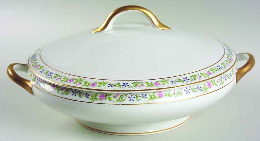 Melrose Round Covered Vegetable by Syracuse-1