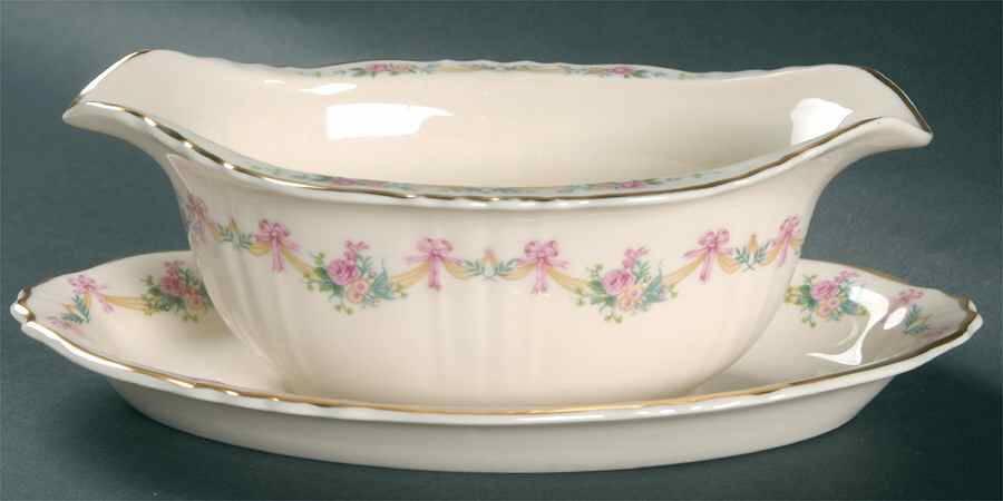 Milicent Gravy Boat with Attached Underplate by Syracuse-1