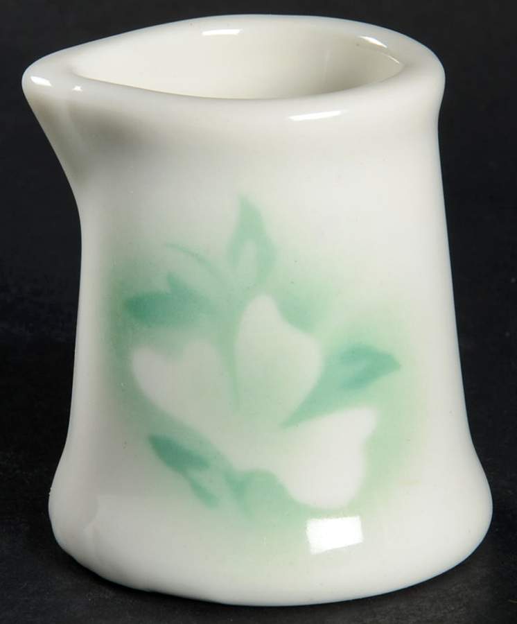 Millbrook Mini Creamer by Syracuse-1
