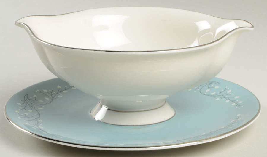 Minuet Round Gravy Boat/Attached Underplate by Syracuse-1